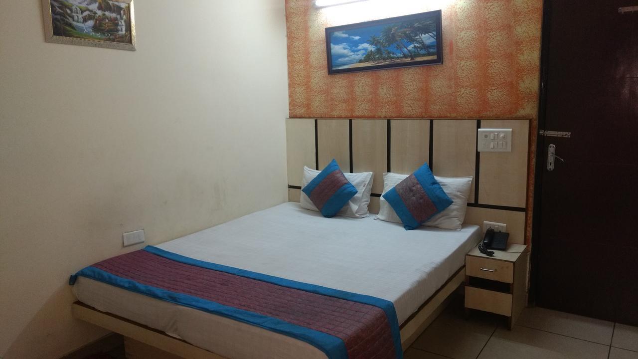Hotel Sun Village Near New Delhi Railway Station Dış mekan fotoğraf