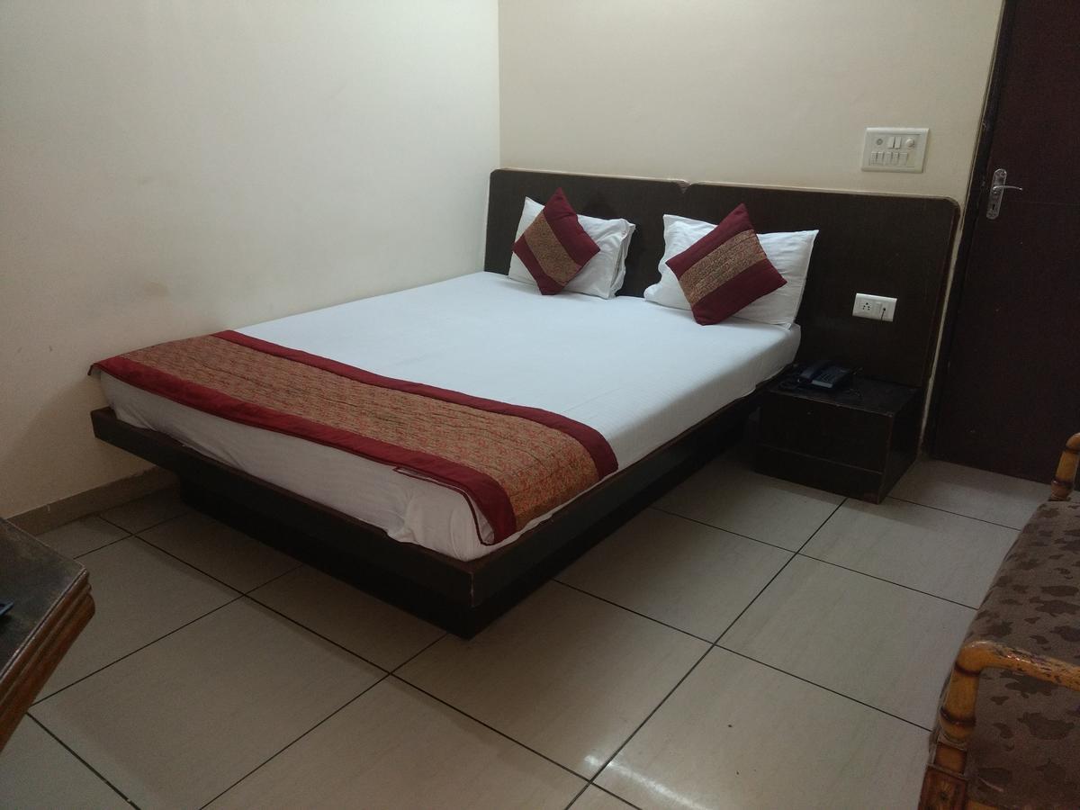 Hotel Sun Village Near New Delhi Railway Station Dış mekan fotoğraf