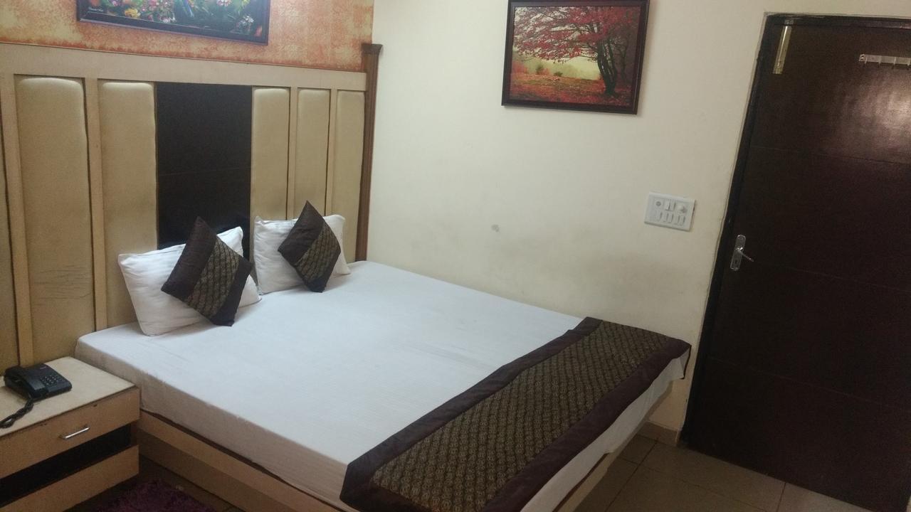 Hotel Sun Village Near New Delhi Railway Station Dış mekan fotoğraf